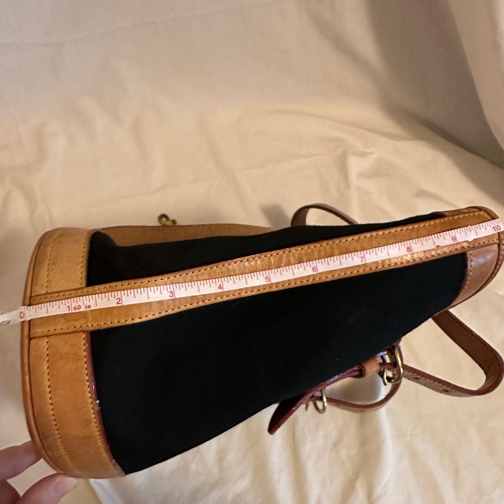 Dooney & Bourke Black and Tan Hobo Bag - Picture 4 of 16